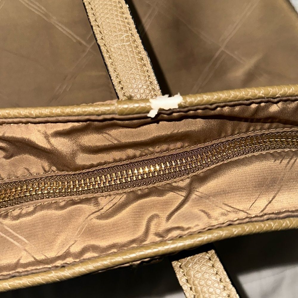 FREE w/bundle Vera Bradley Light Brown Tan Nylon Tote Faux Leather Combo - Picture 14 of 16